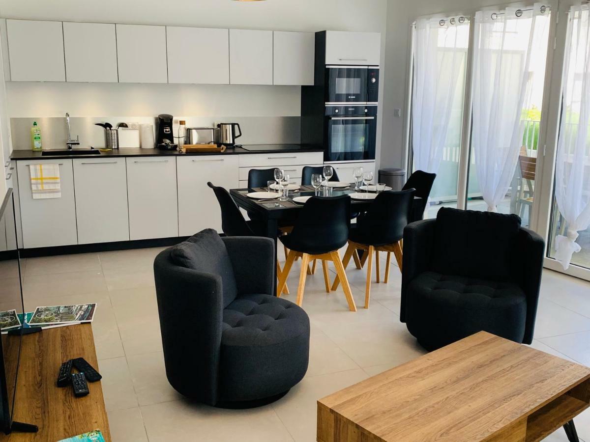 Alps Cocoon Apartment Annecy Bagian luar foto